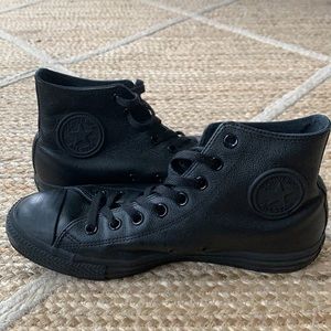 Chuck Taylor® All Star® Leather Hi top sneakers